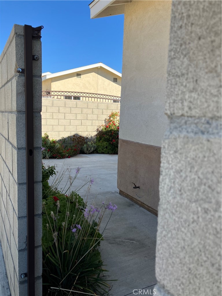 17548 Court Street Property Photo 6