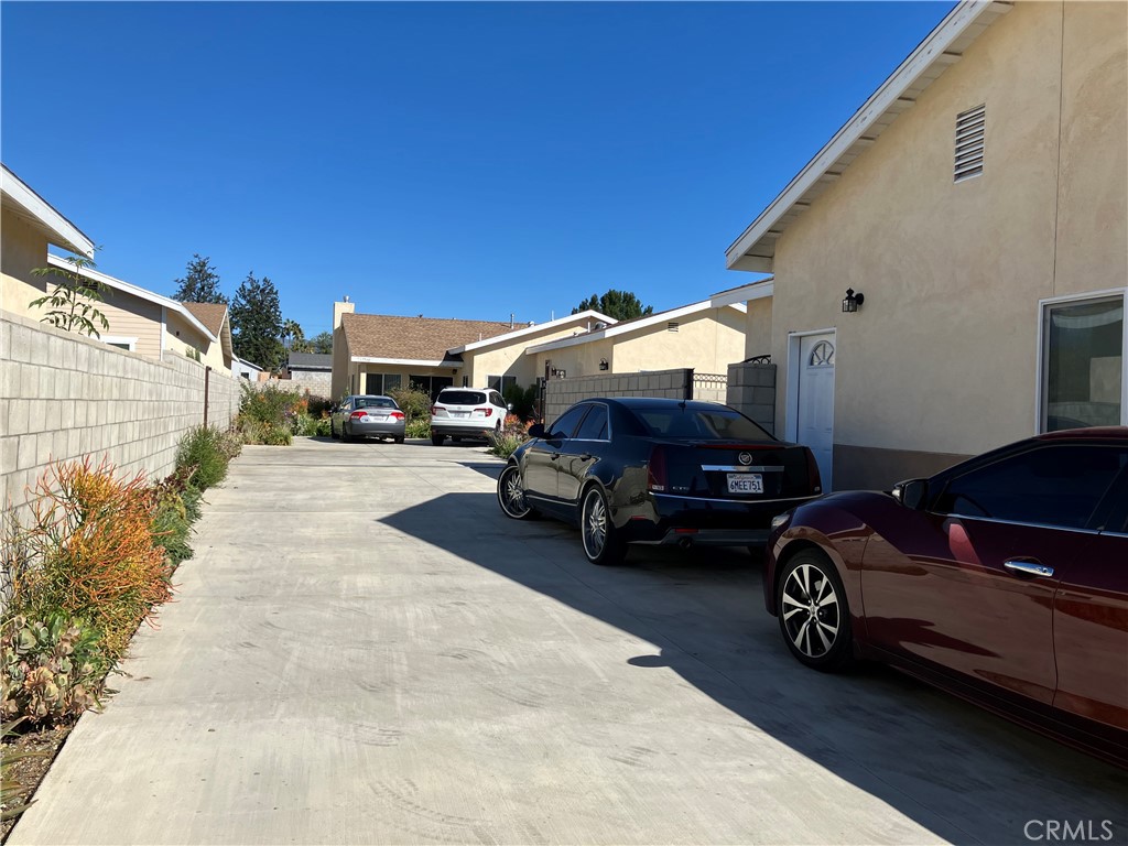 17548 Court Street Property Photo 4
