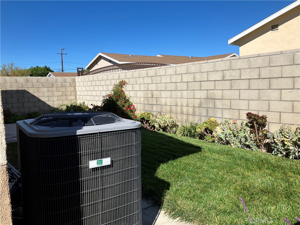 17548 Court Street Property Photo 10