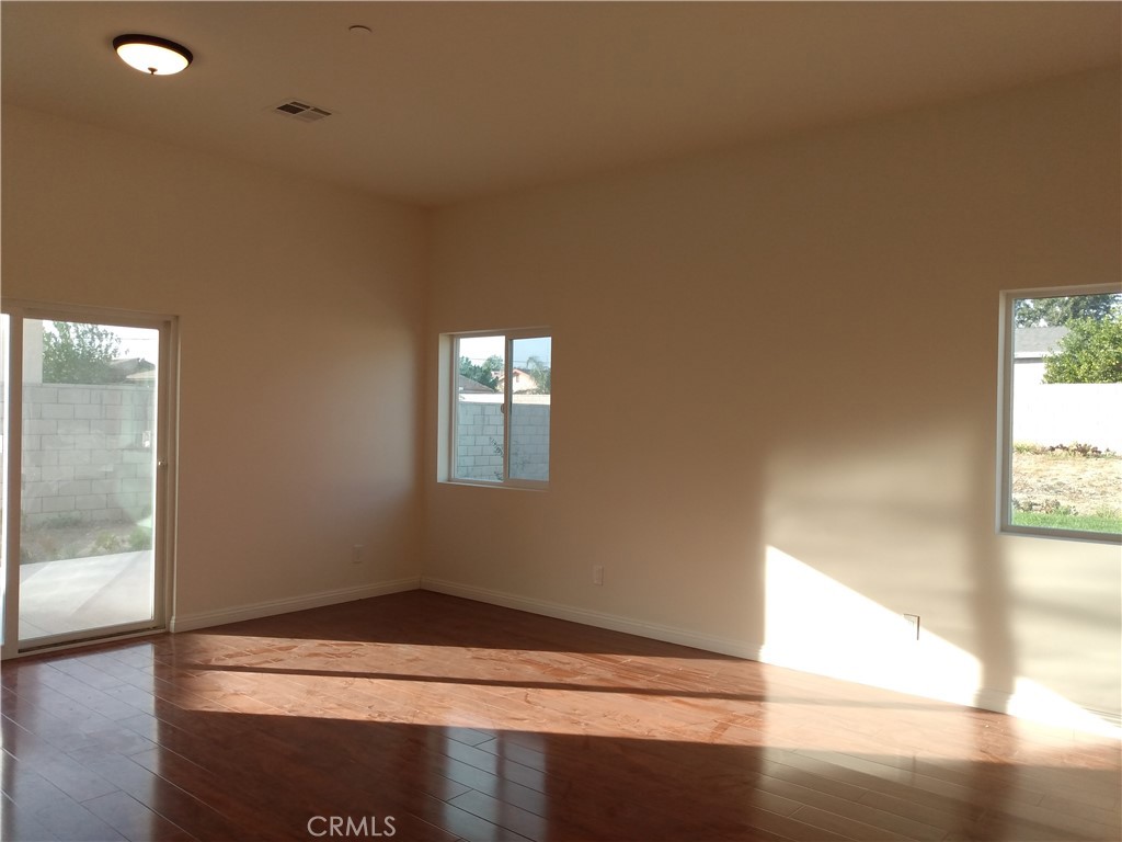 17548 Court Street Property Photo 63