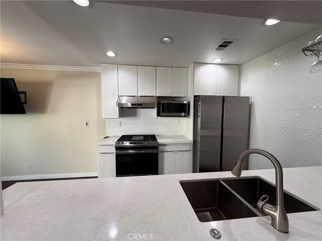 5410 Chippewa Court Property Photo 11