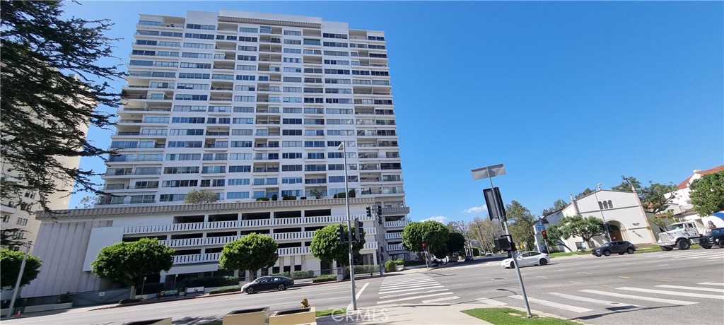 10501 Wilshire Boulevard 903 Property Photo 1