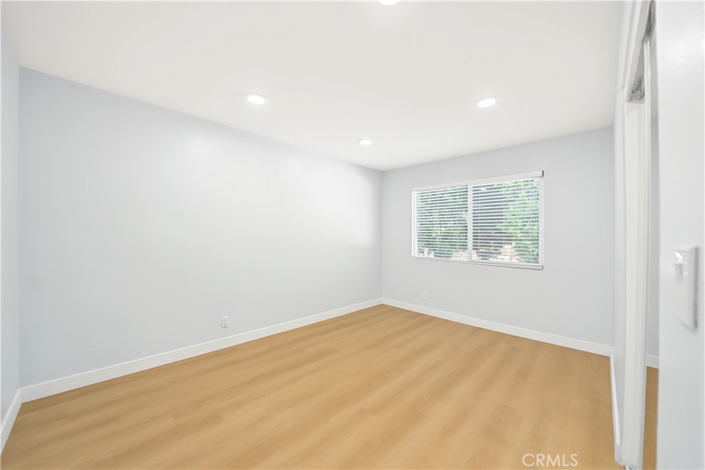 1123 Bain Avenue Property Photo 26