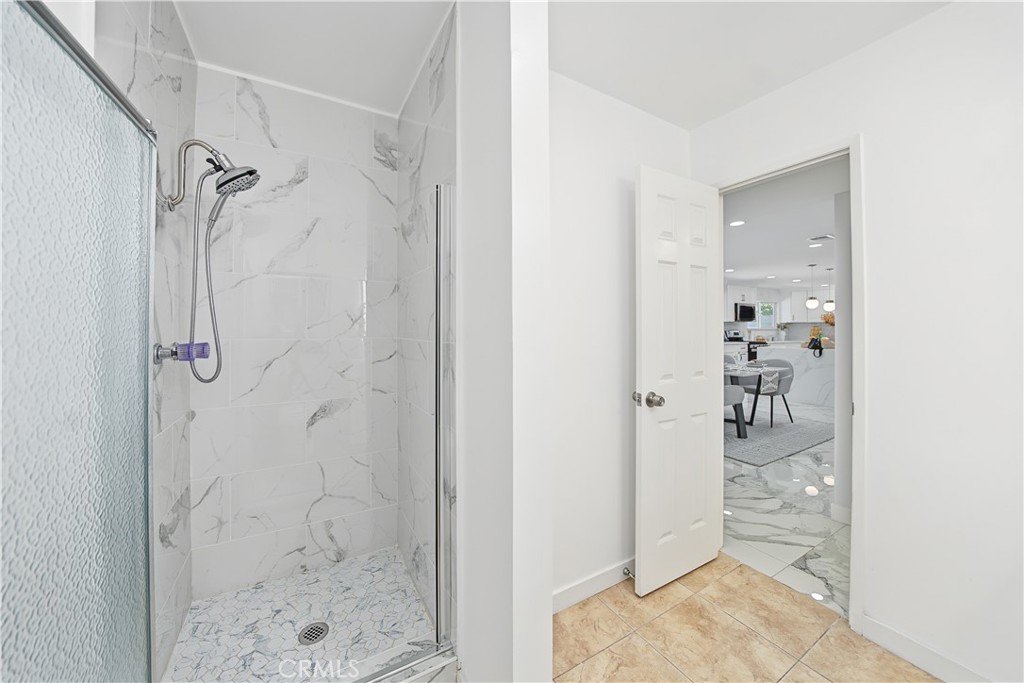 1123 Bain Avenue Property Photo 29