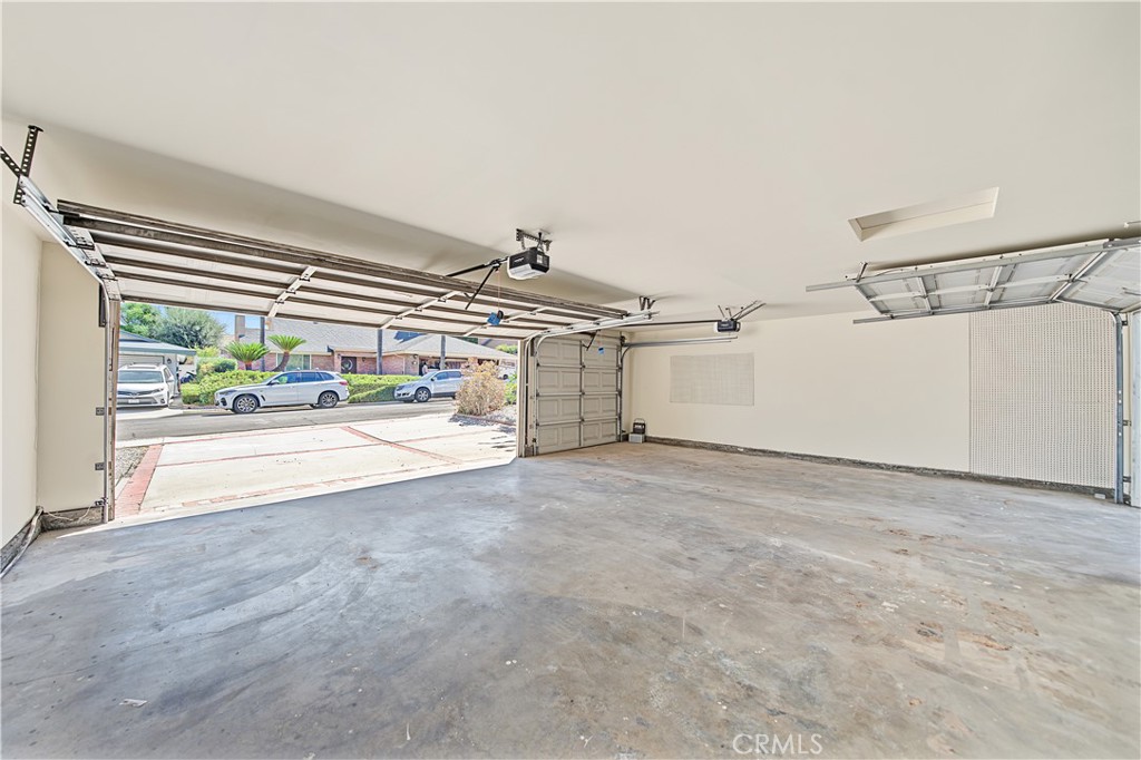 1123 Bain Avenue Property Photo 30