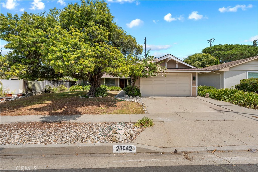 28042 Santona Property Photo 4