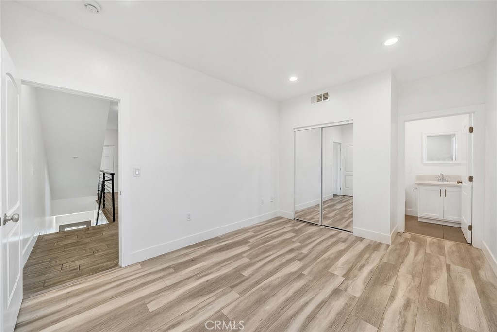 4103 S Normandie Avenue Property Photo 52