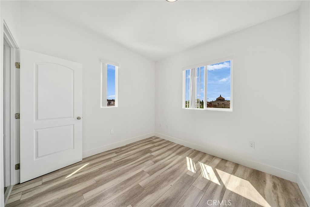 4103 S Normandie Avenue Property Photo 53