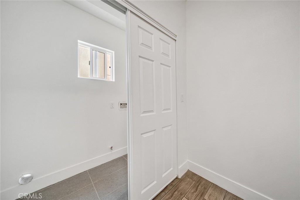 4103 S Normandie Avenue Property Photo 56