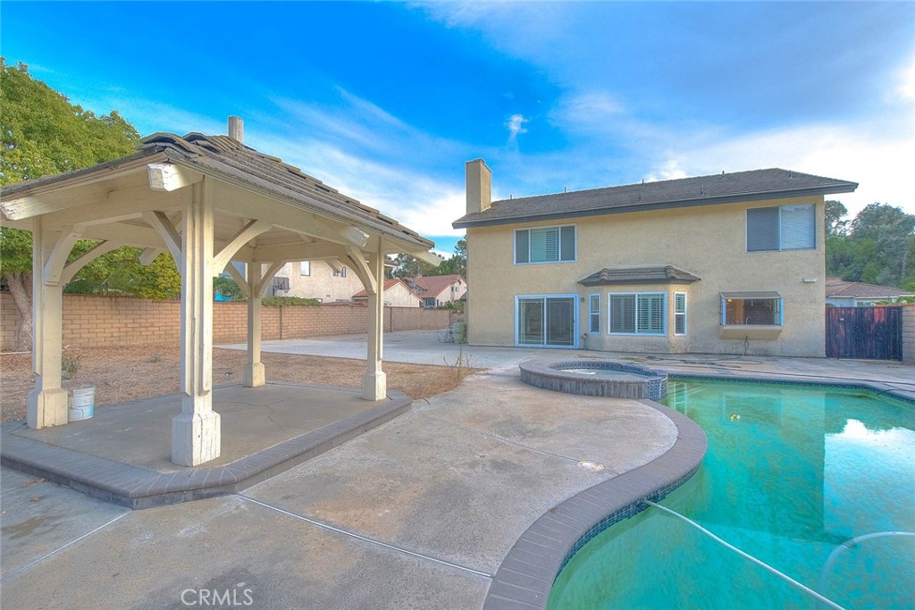 20739 E Walnut Canyon Property Photo 13
