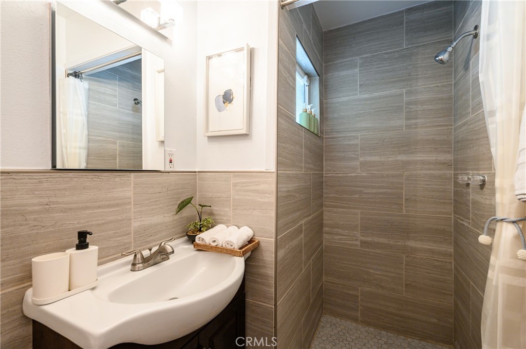 519 Stardust Property Photo 13