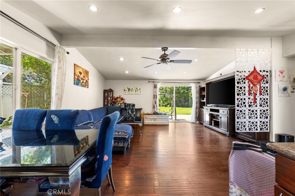 1038 E Walnut Creek Parkway Property Photo 10