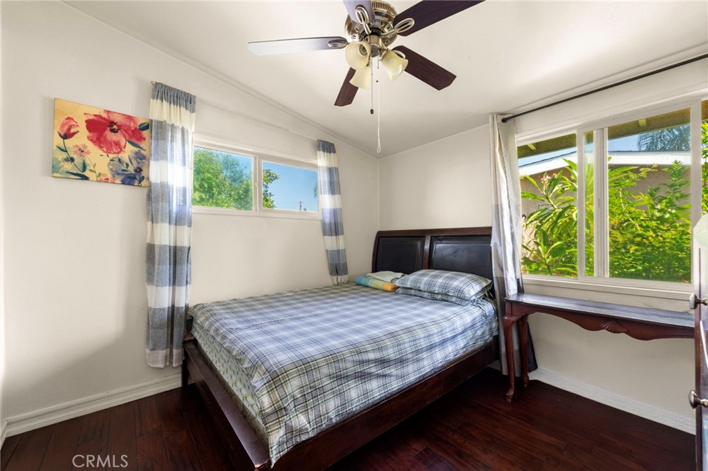 1038 E Walnut Creek Parkway Property Photo 16
