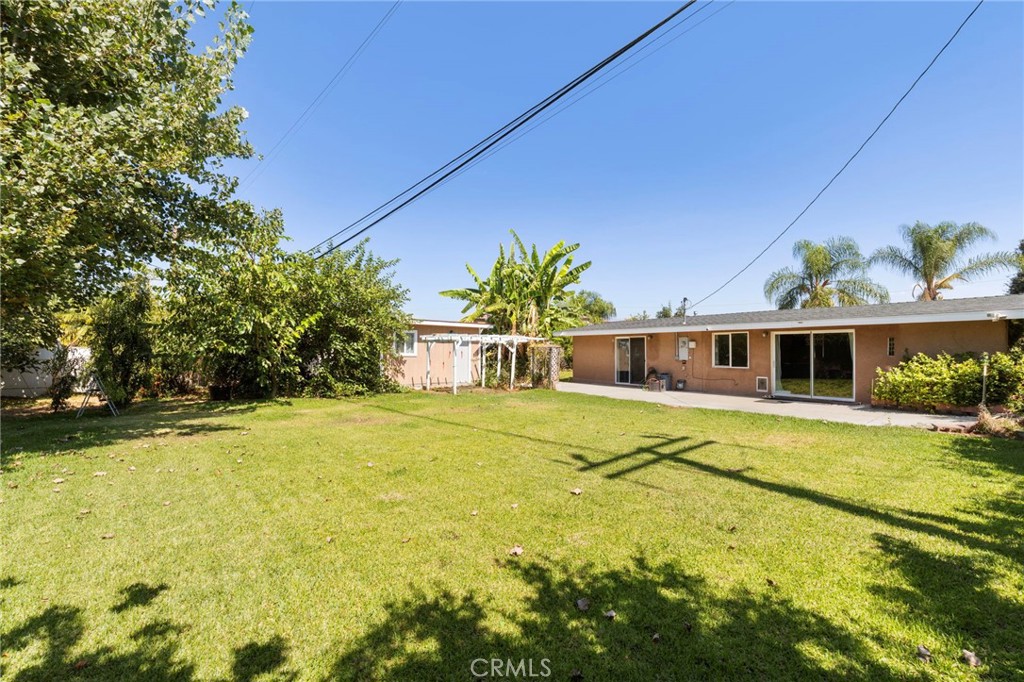 1038 E Walnut Creek Parkway Property Photo 21