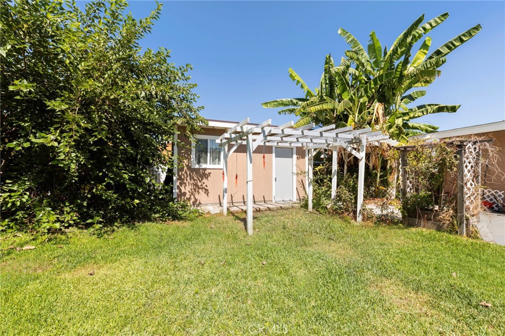 1038 E Walnut Creek Parkway Property Photo 24