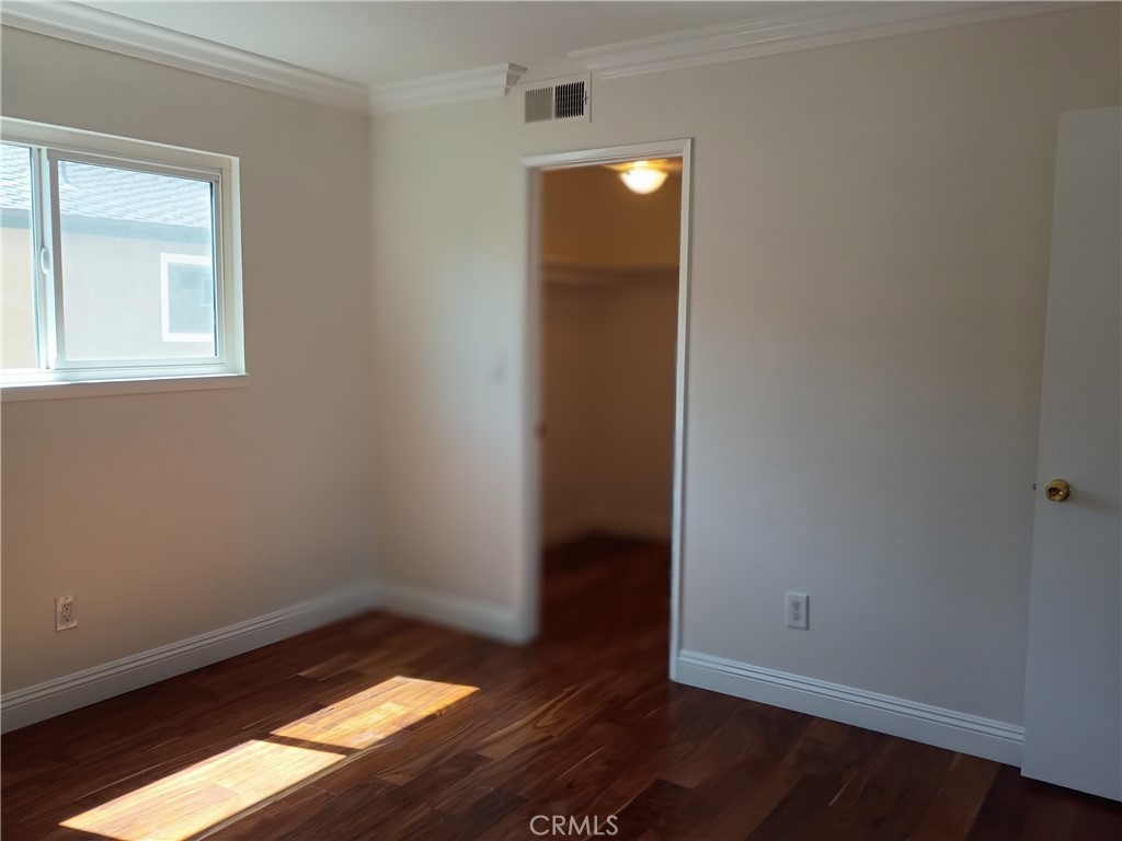 2473 Loma Vista Property Photo 9