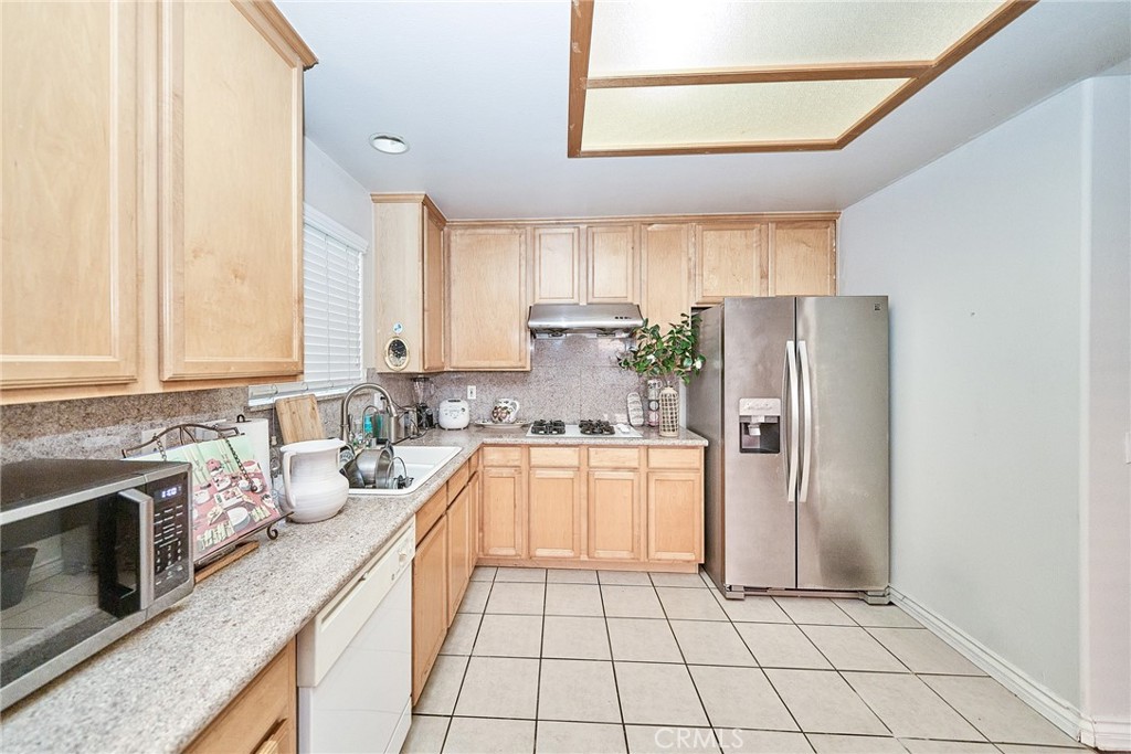 1018 La Cadena Property Photo 15