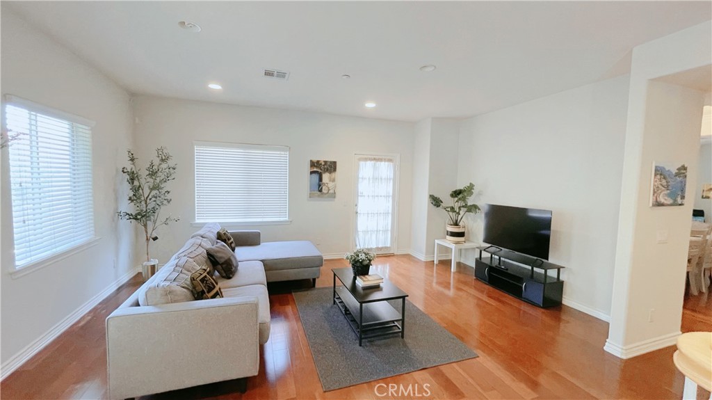 1018 La Cadena Property Photo 47