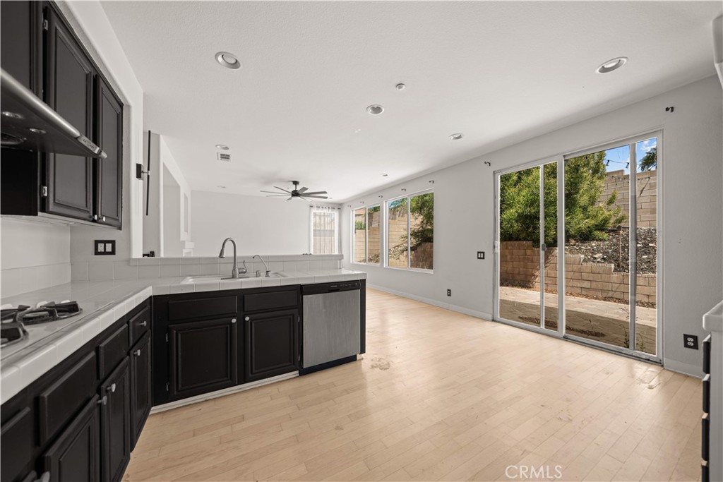 6153 Chantel Drive Property Photo 10