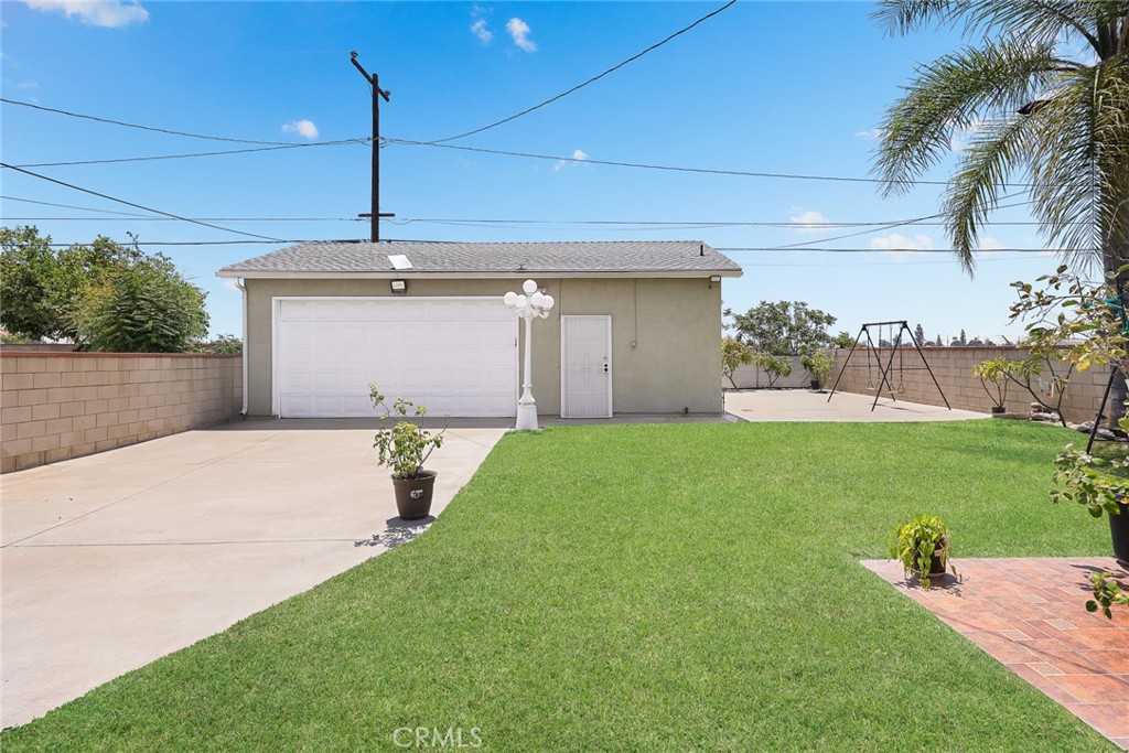 4128 Lynd Property Photo 6