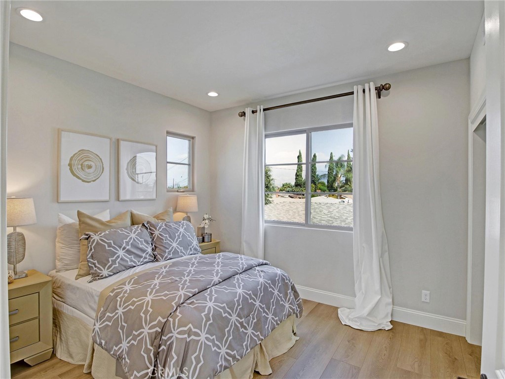 4437 Stewart D Property Photo 6
