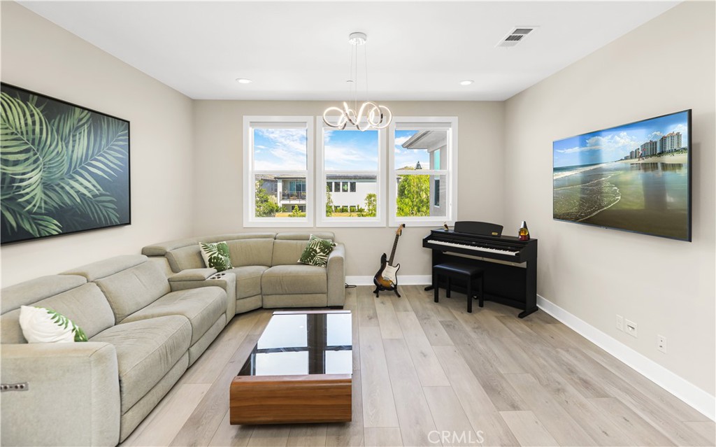 131 Evergreen Property Photo 32