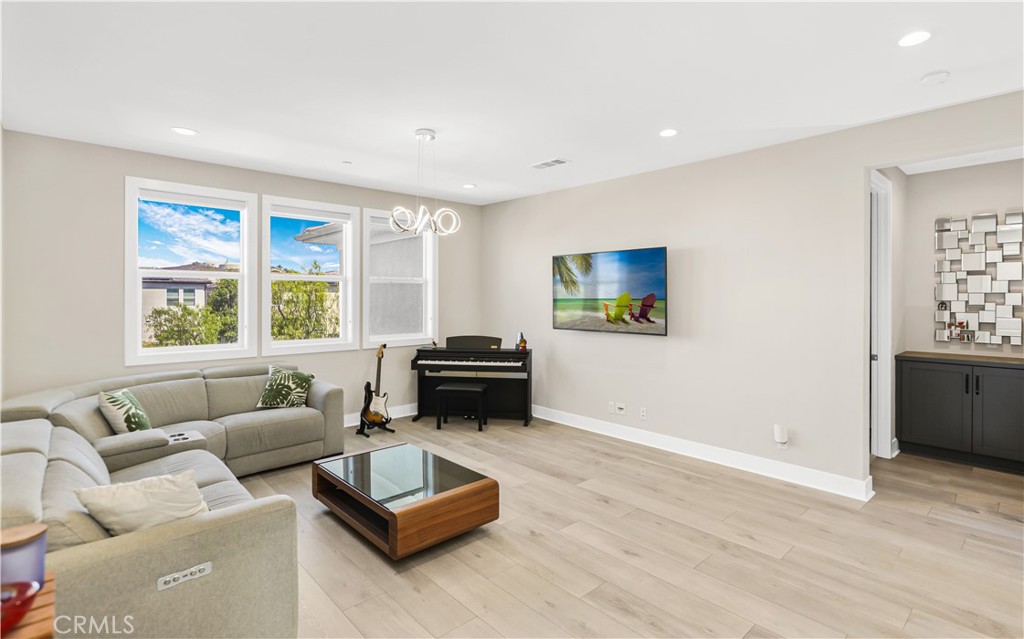 131 Evergreen Property Photo 33