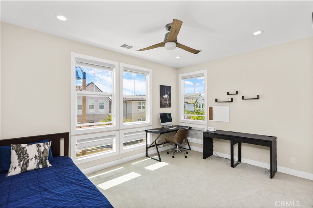 131 Evergreen Property Photo 35