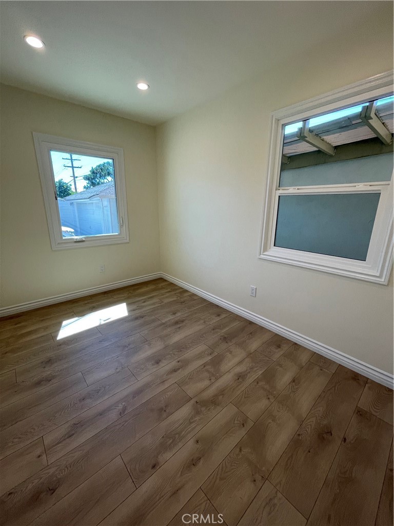 1127 N Verdugo A Property Photo 6