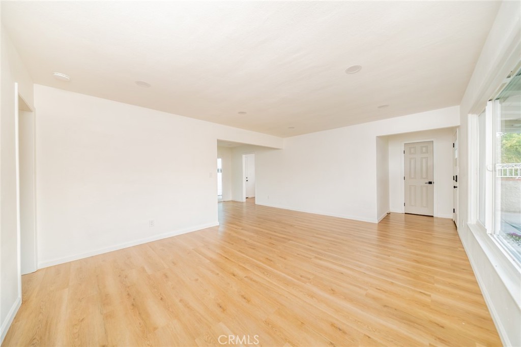 25513 Byron Property Photo 6