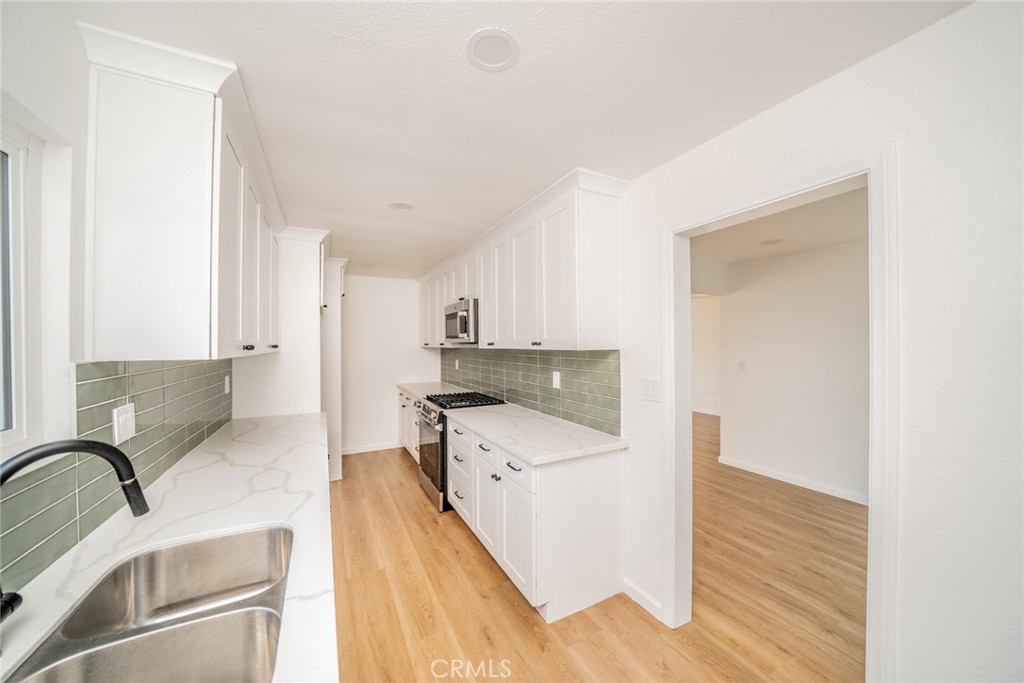 25513 Byron Property Photo 7