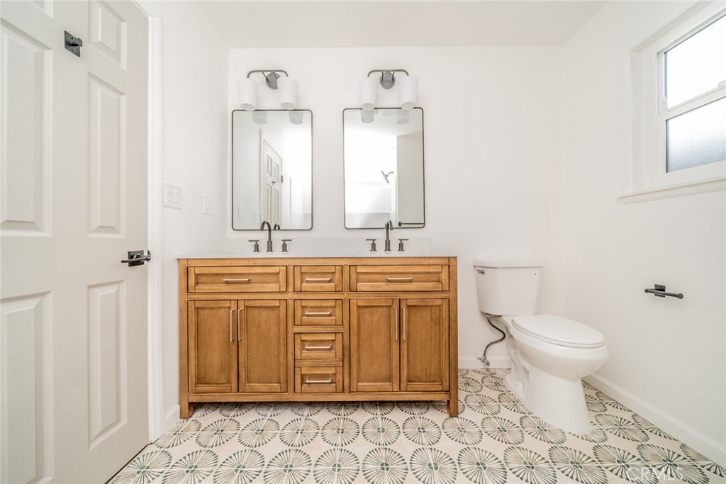 25513 Byron Property Photo 14
