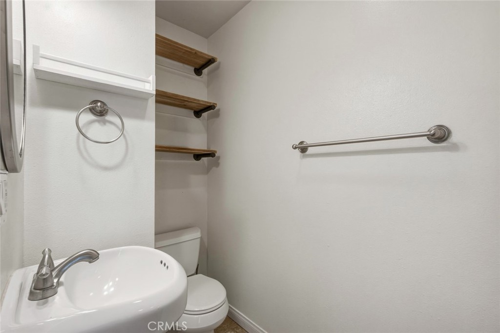 218 E Haven Property Photo 28