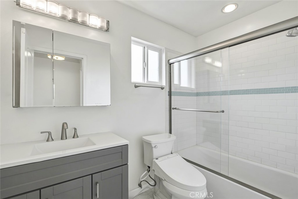 218 E Haven Property Photo 29