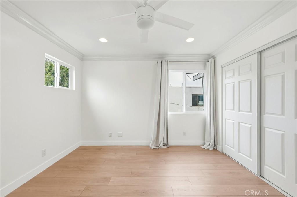 218 E Haven Property Photo 31