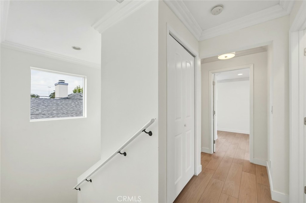 218 E Haven Property Photo 33