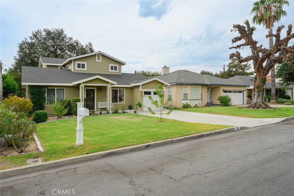 218 E Haven Property Photo 42
