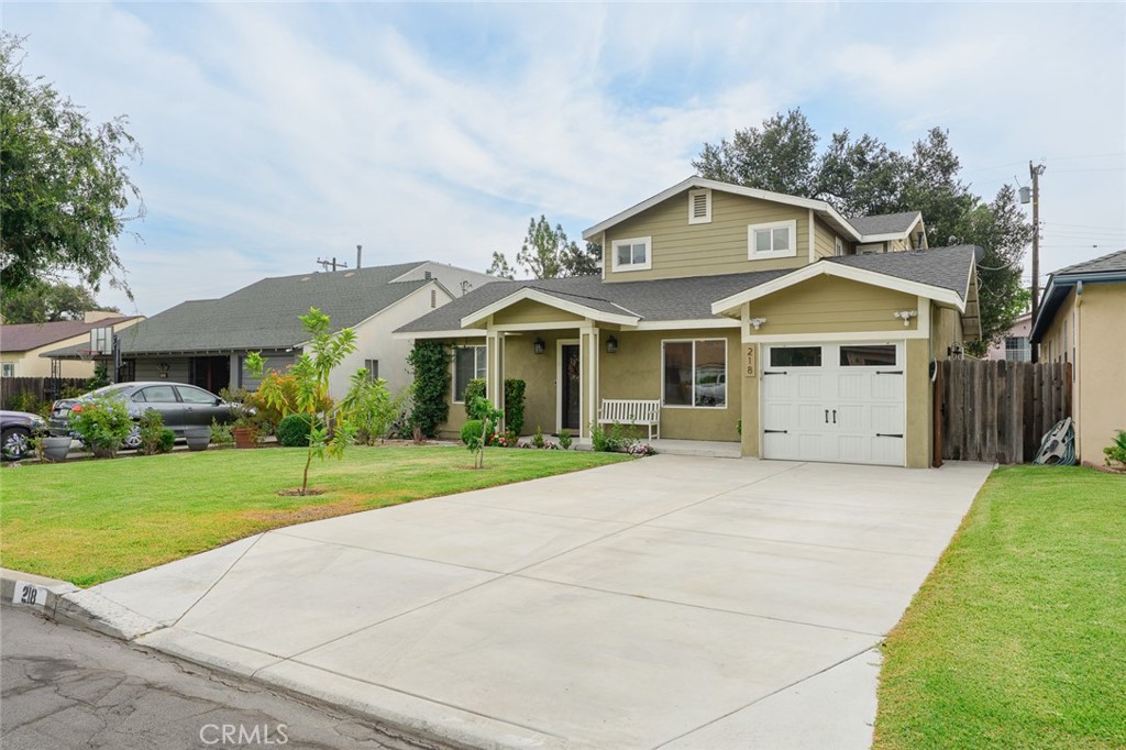 218 E Haven Property Photo 44