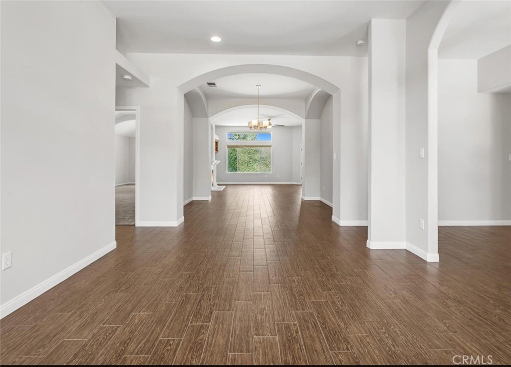 10918 Rosslyn Lane Property Photo 4