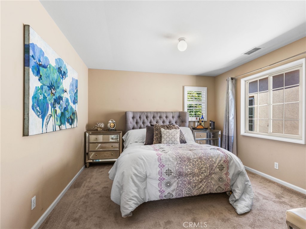 60 Pathway Property Photo 11