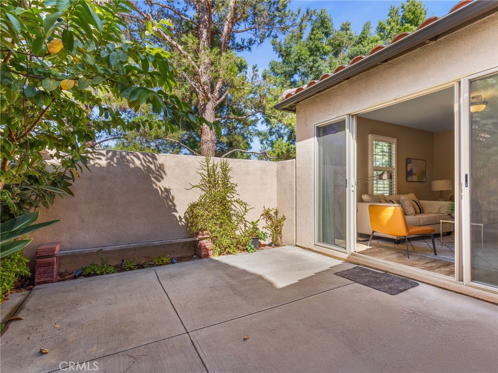 60 Pathway Property Photo 21
