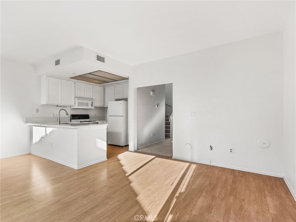 194 Greenmoor Property Photo 10