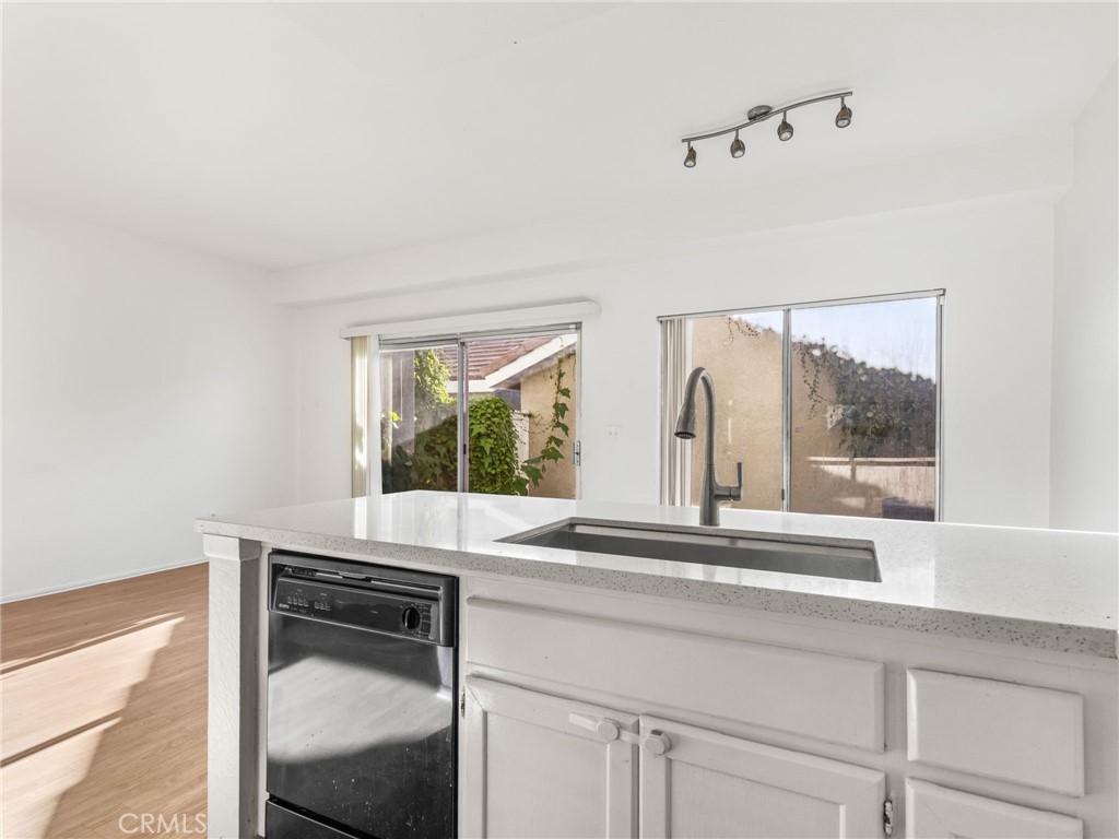 194 Greenmoor Property Photo 15