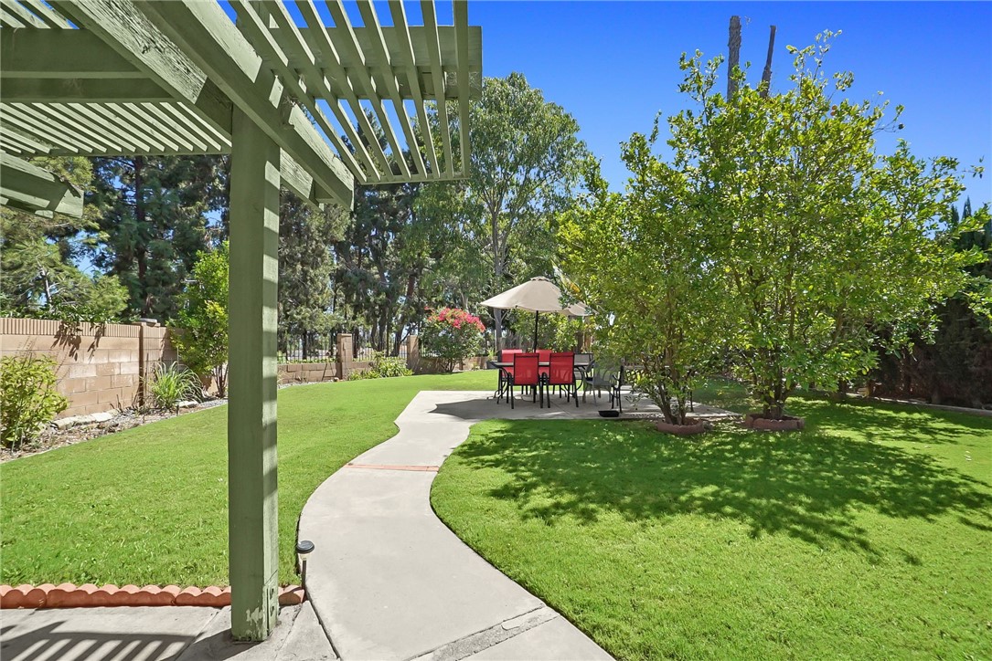 23636 Messina Property Photo 12