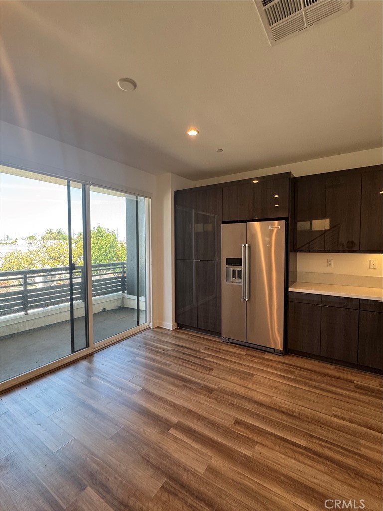 1654 Pomona Property Photo 16