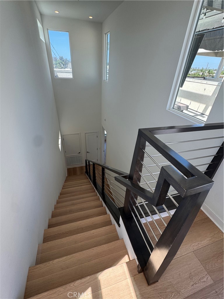 1654 Pomona Property Photo 31
