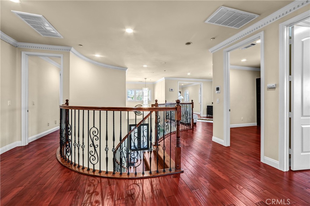 2801 Holly Property Photo 14