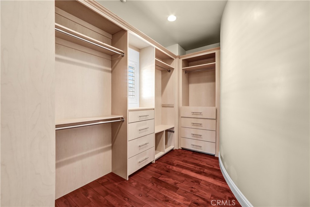 2801 Holly Property Photo 18
