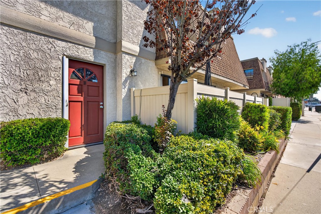 20963 E Covina B Property Photo 1
