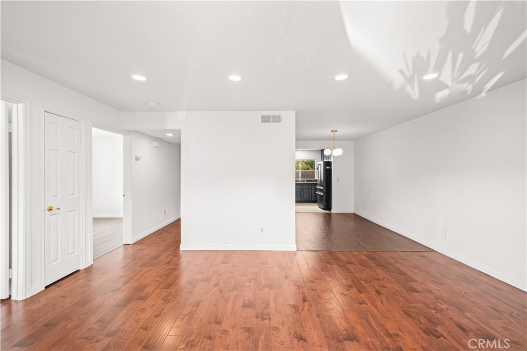 800 Grand Avenue D1 Property Photo 6